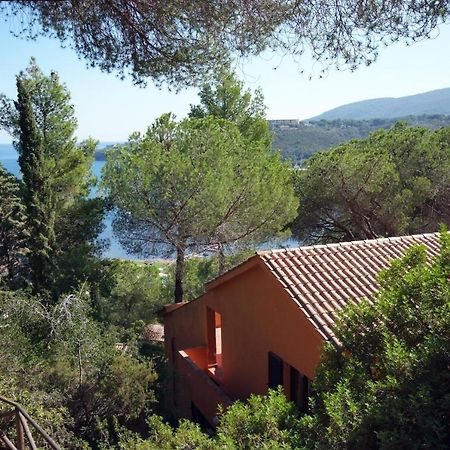 Residence Sud Est Porto Azzurro Luaran gambar