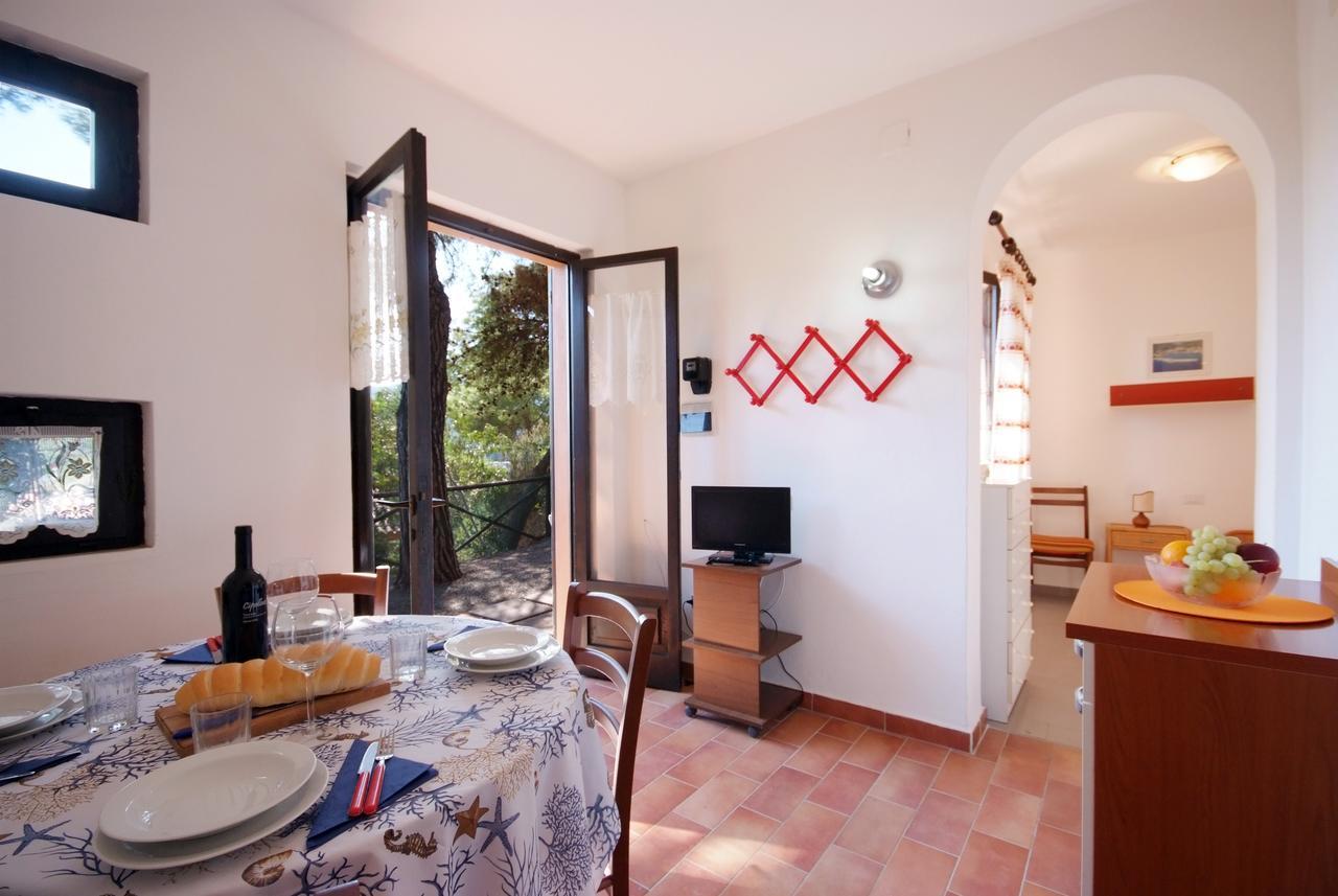 Residence Sud Est Porto Azzurro Luaran gambar
