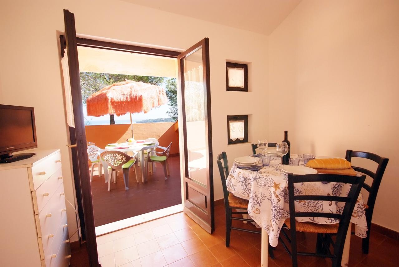 Residence Sud Est Porto Azzurro Luaran gambar