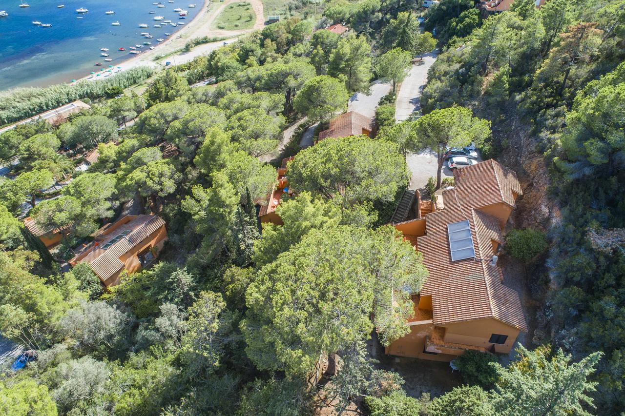Residence Sud Est Porto Azzurro Luaran gambar