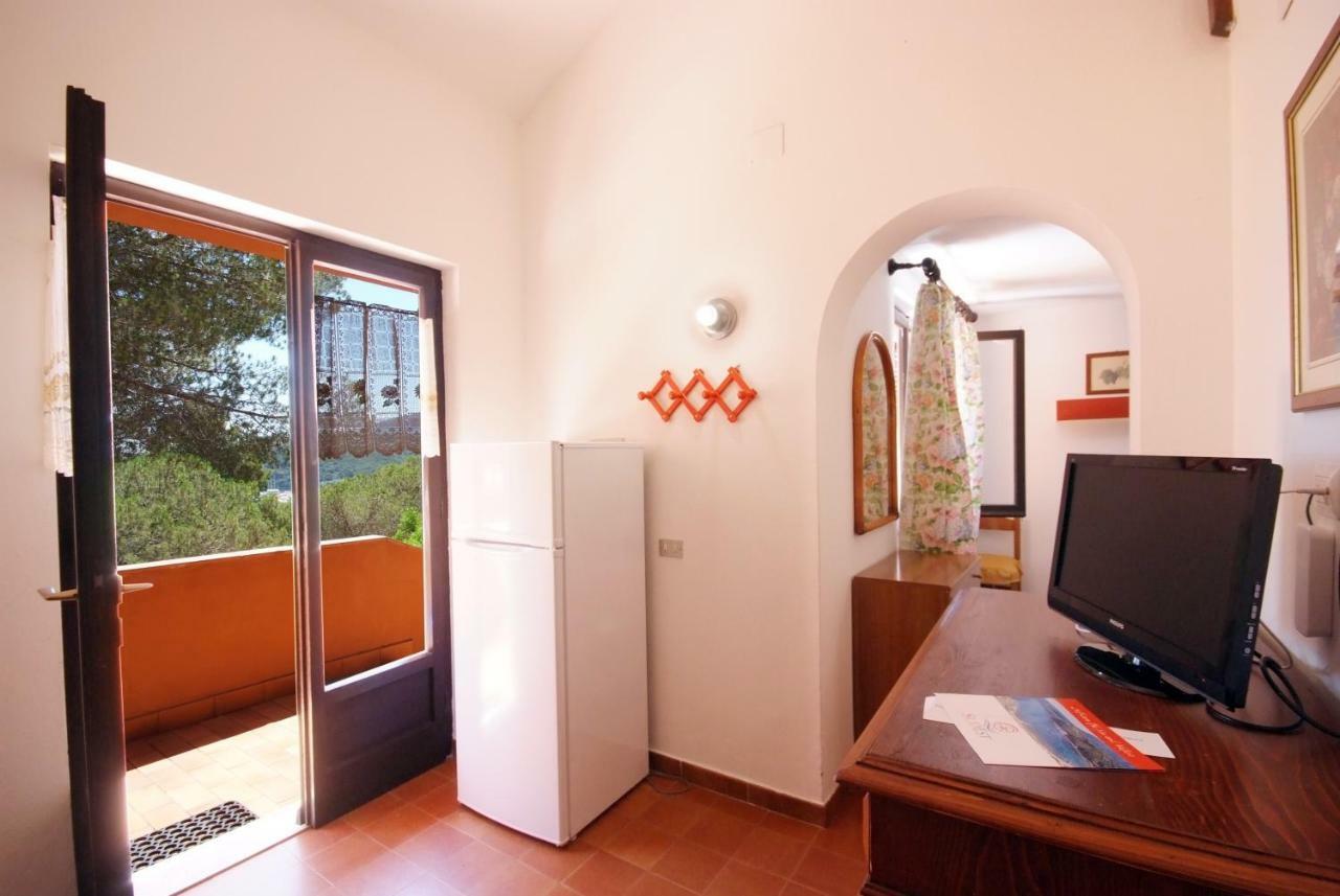 Residence Sud Est Porto Azzurro Luaran gambar